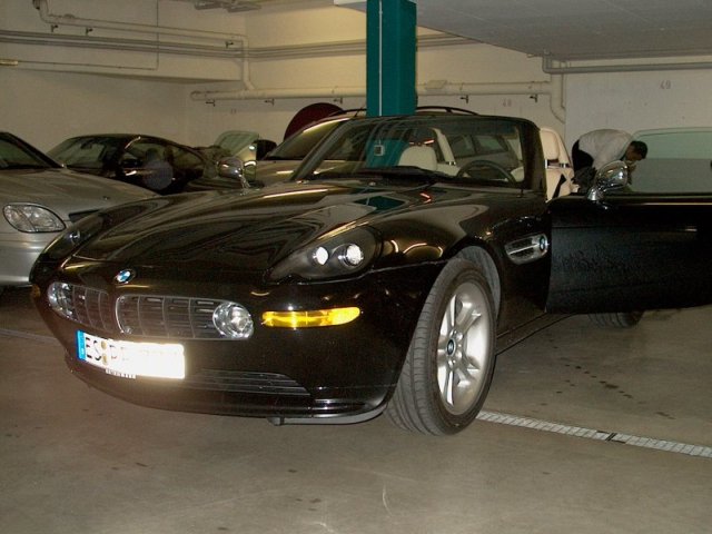 BMW Z8 01